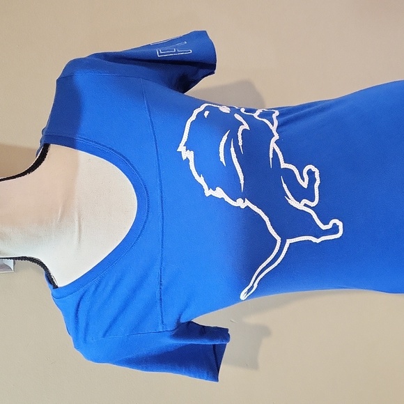 Victoria's Secret PINK Detroit Lions Shirt - Picture 3 of 15